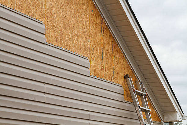 24/7 Emergency Siding Contractor experts in Columbus, MN